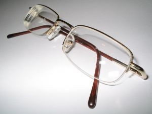Női szemüvegkeret